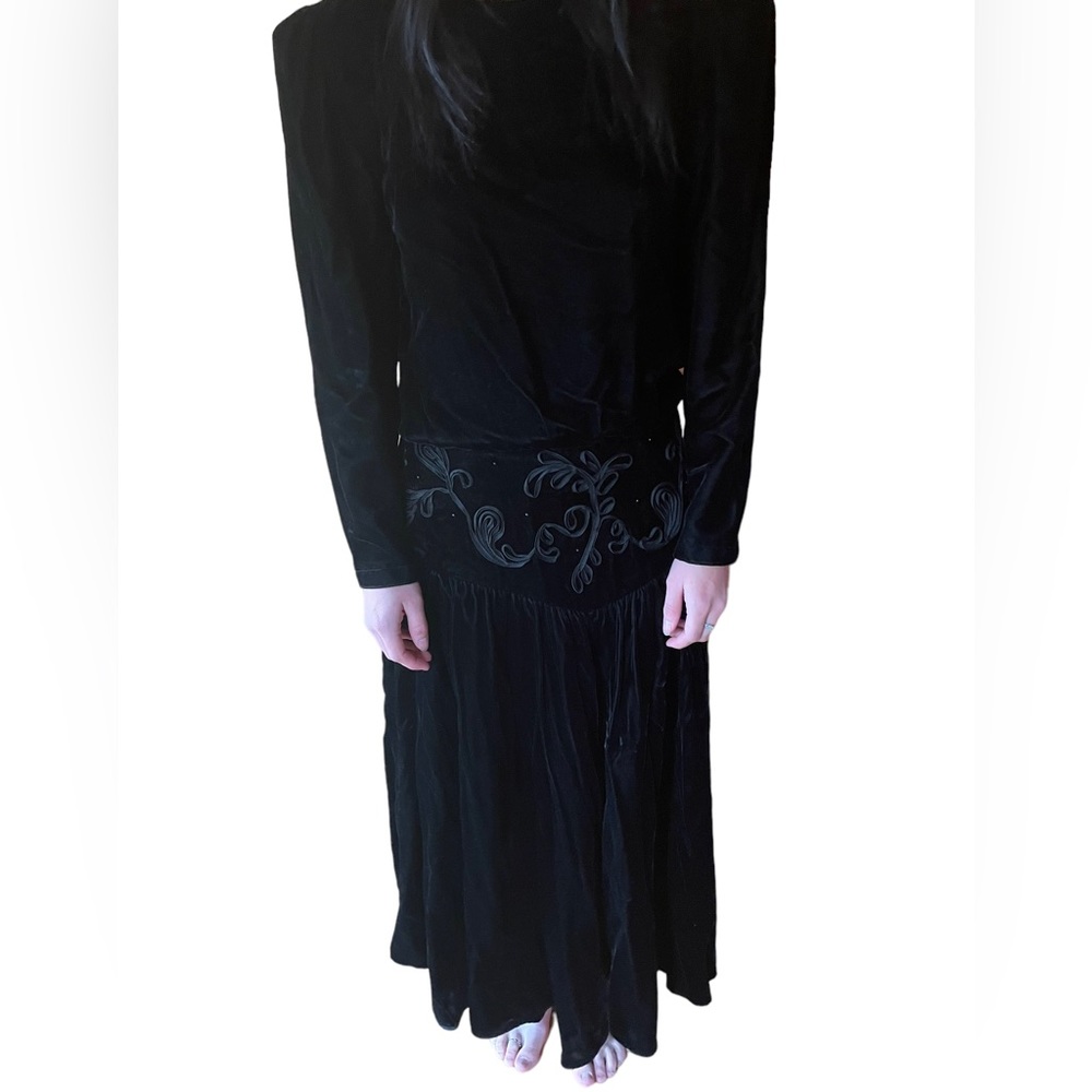 1980s‎ Donna Morgan Crushed Velvet & Beaded Gown